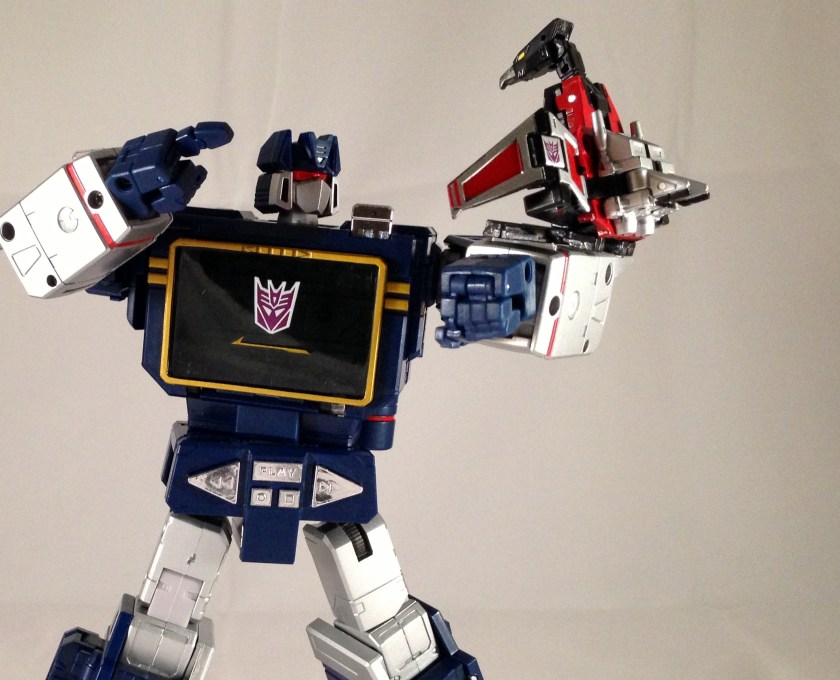 laserbeak robot mode forearm perch
