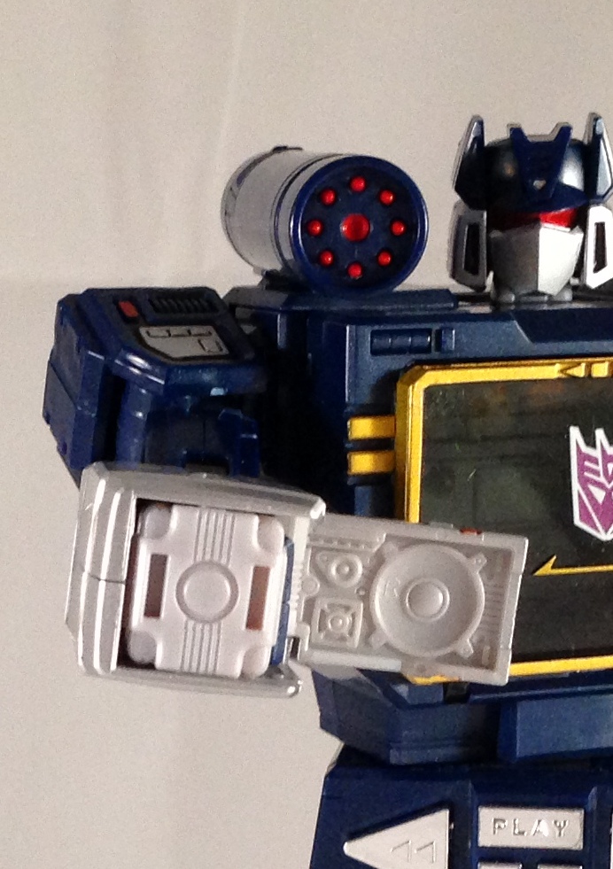 タカラトミー　トランスフォーマー　MP-13 Soundwave　未開封 Takara MP-13 Transformers Masterpiece Soundwave with Laserbeak