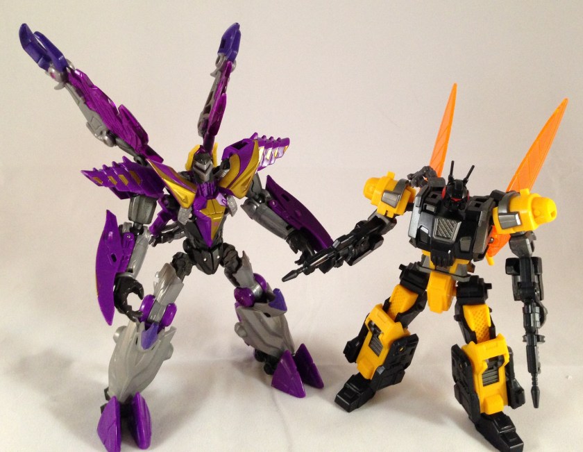 size comp two grasshoppers